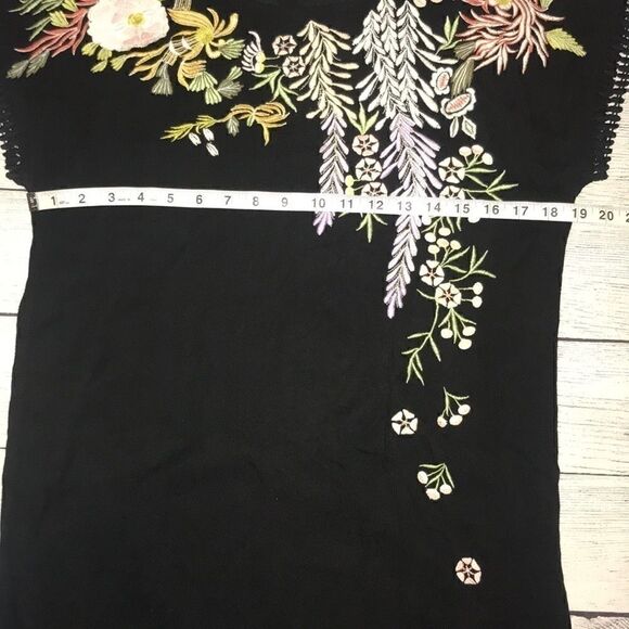 Sundance Floral Embroidered Shift Dress - Picture 7 of 8